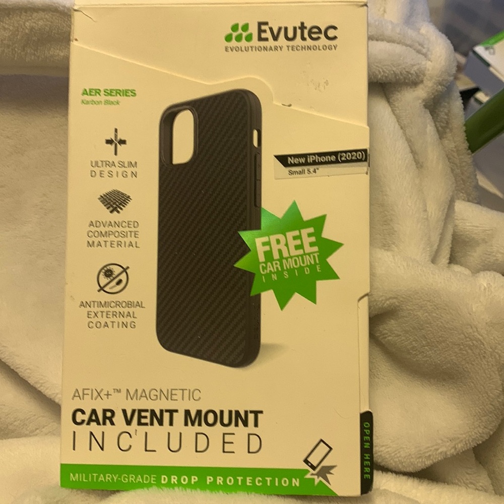 Phone case with magnetic car mount included